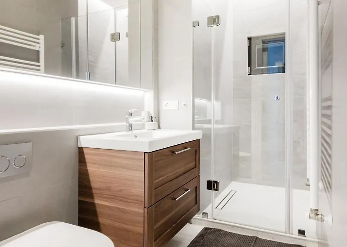 Chic And Spacious Retreat * Budapest
