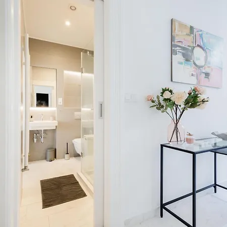 Chic And Spacious Retreat Lejlighed Budapest